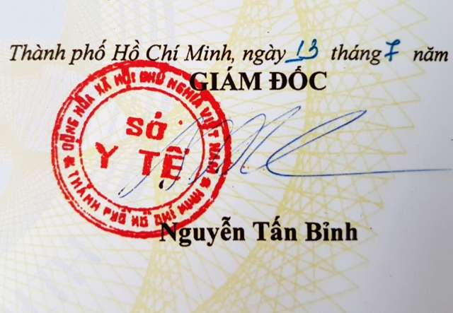 Chữa bệnh đau cột sống - Thoát vị đĩa đệm là nguyên nhân hàng đầu.