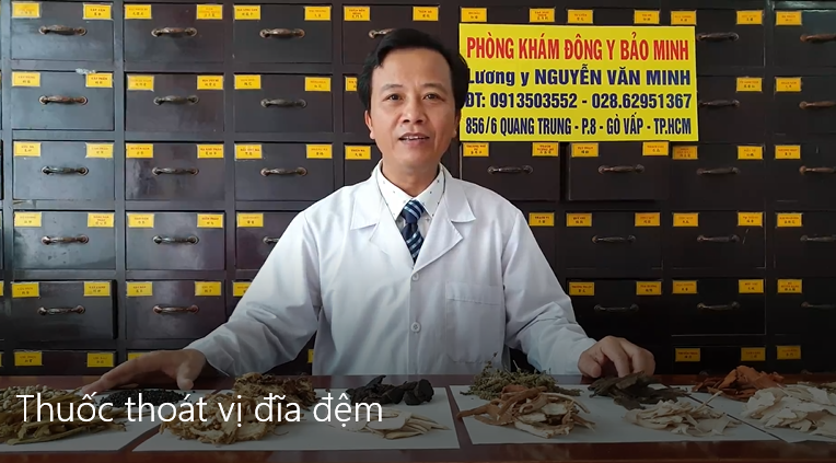 Thầy thuốc chữa thoát vị đĩa đệm