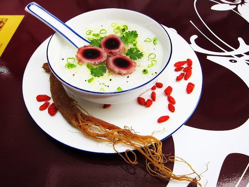 Thoát vị đĩa đệm nên ăn gì, kiêng ăn gì để mau khỏi bệnh.